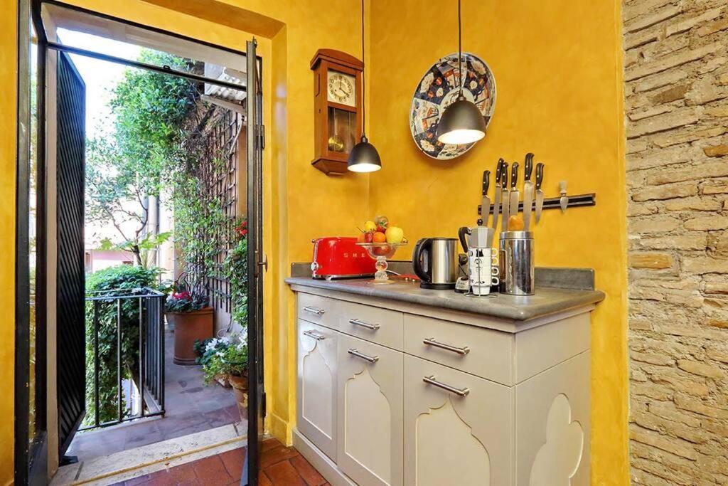 Spectacular Luxury Flat In Trastevere Рим Екстер'єр фото