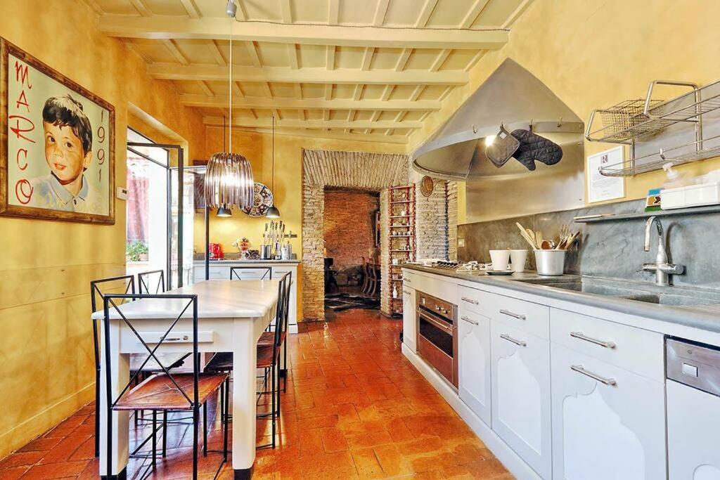 Spectacular Luxury Flat In Trastevere Рим Екстер'єр фото